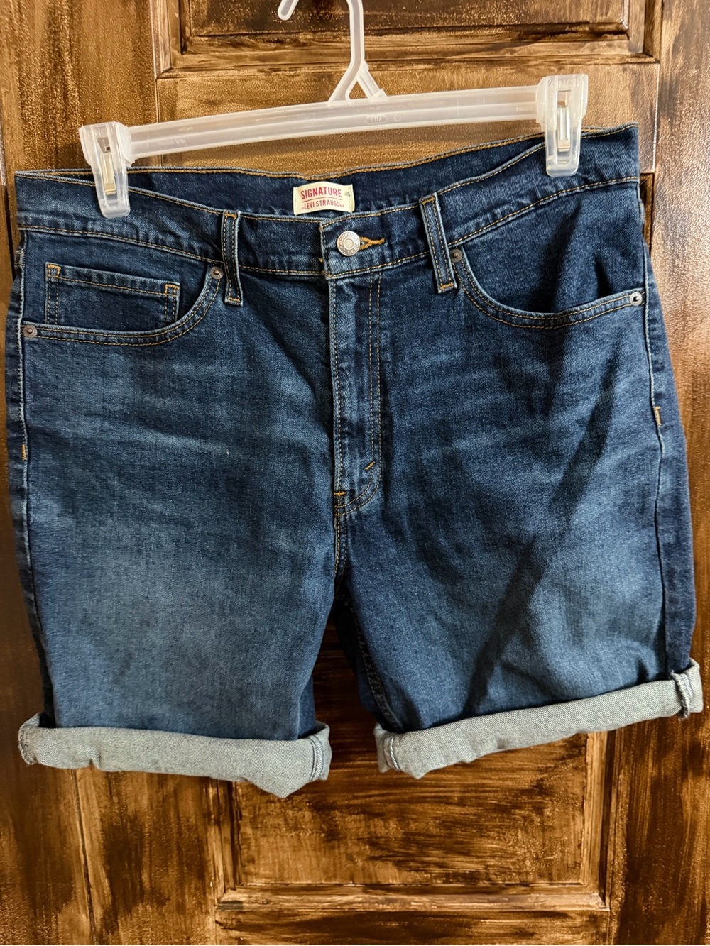 Classic Women’s Dark Blue Denim Shorts, traditional 5 pocket design